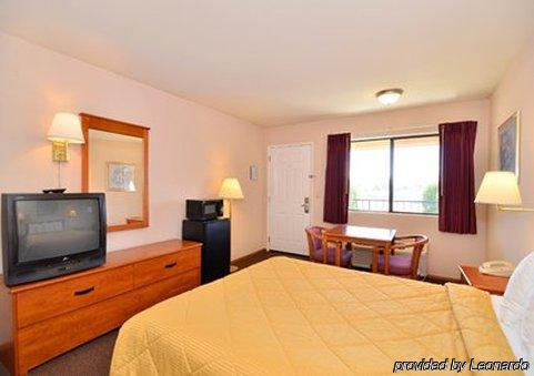 The Townhouse Motel