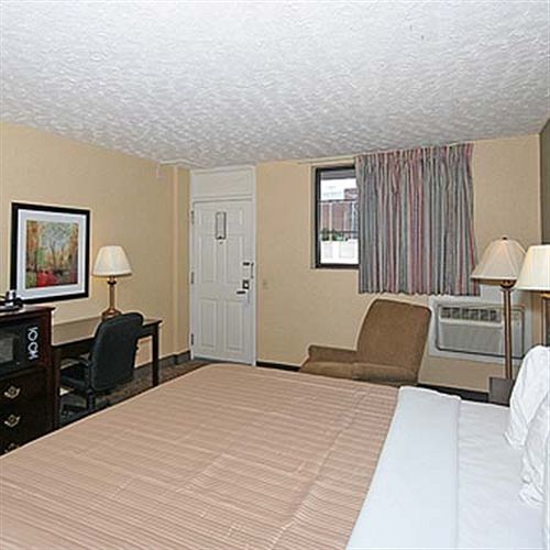 The Townhouse Highpoint