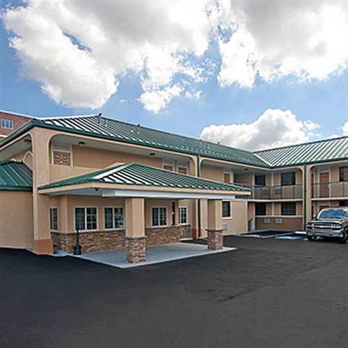 The Townhouse High Point