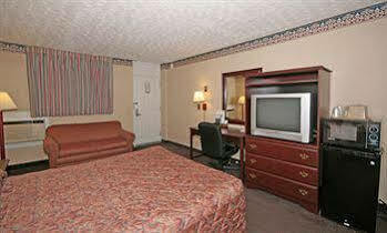 The Townhouse 2* High Point